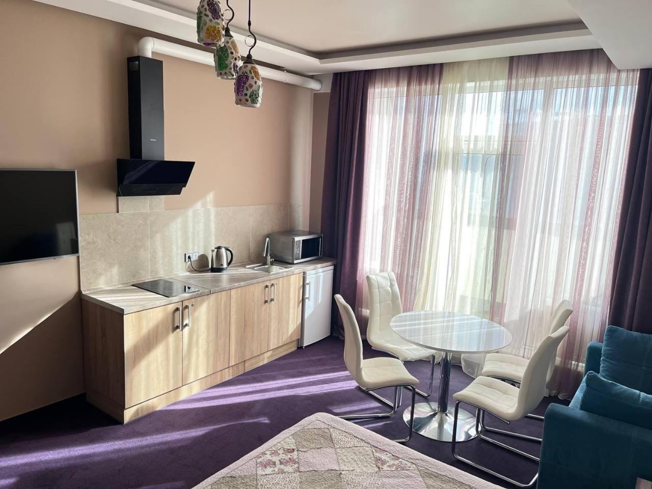 Horizon Hotel Odesa Exterior photo